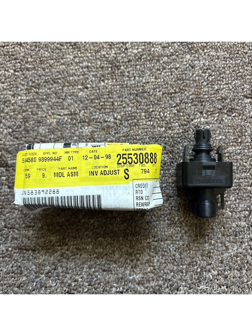 GM #25530888 RADIATOR COOLANT LEVEL INDICATOR SENSOR MODULE 3.8L BONNEVILLE PARK